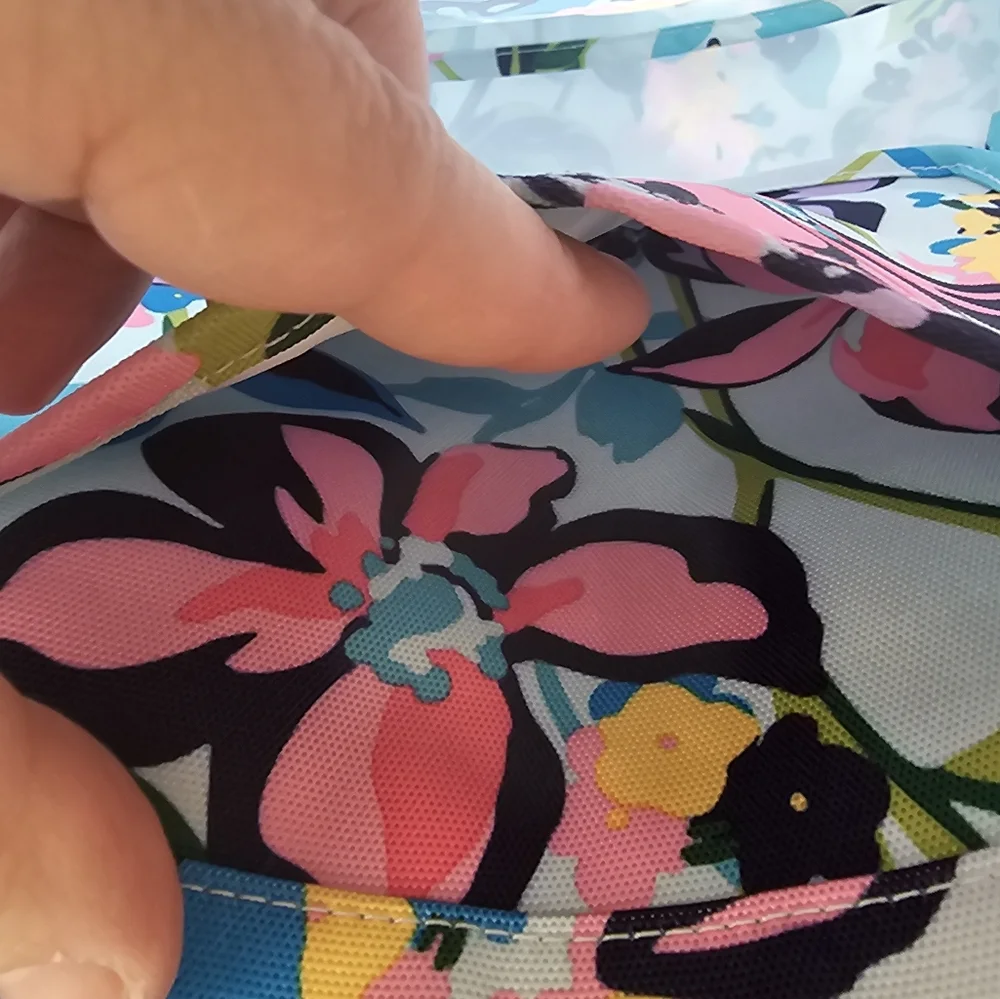 Vera Bradley Beach  XL  Family Tote Only Marian Floral Used - Picture 5 of 7